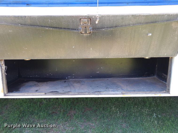 image for item HS9600 1998 Blue Bird TC2000  school bus