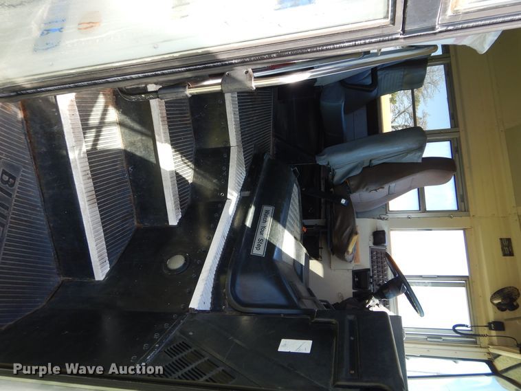 image for item HS9600 1998 Blue Bird TC2000  school bus