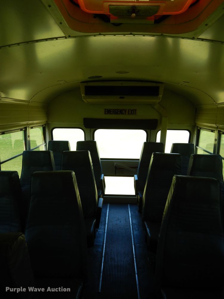 image for item HS9600 1998 Blue Bird TC2000  school bus