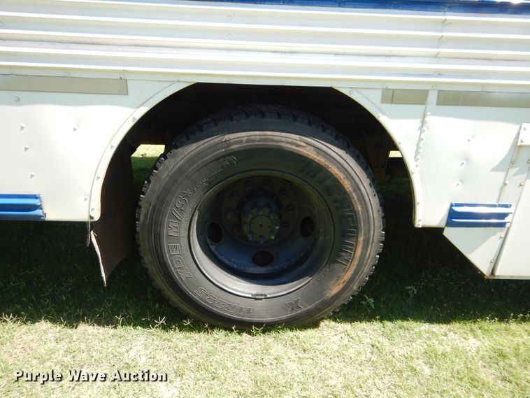 image for item HS9600 1998 Blue Bird TC2000  school bus