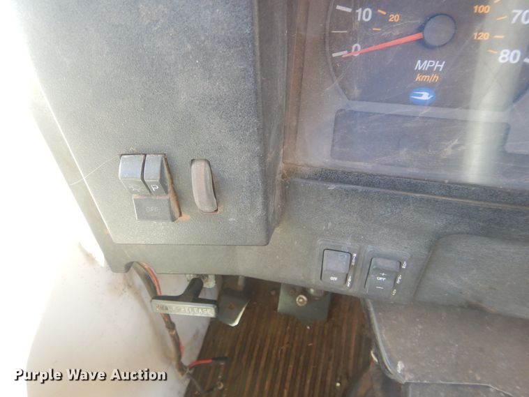 image for item HS9601 1999 Blue Bird TC2000  school bus