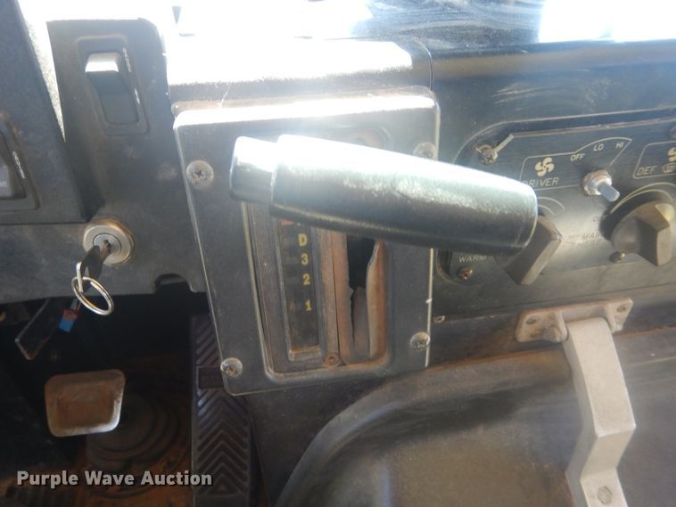 image for item HS9601 1999 Blue Bird TC2000  school bus