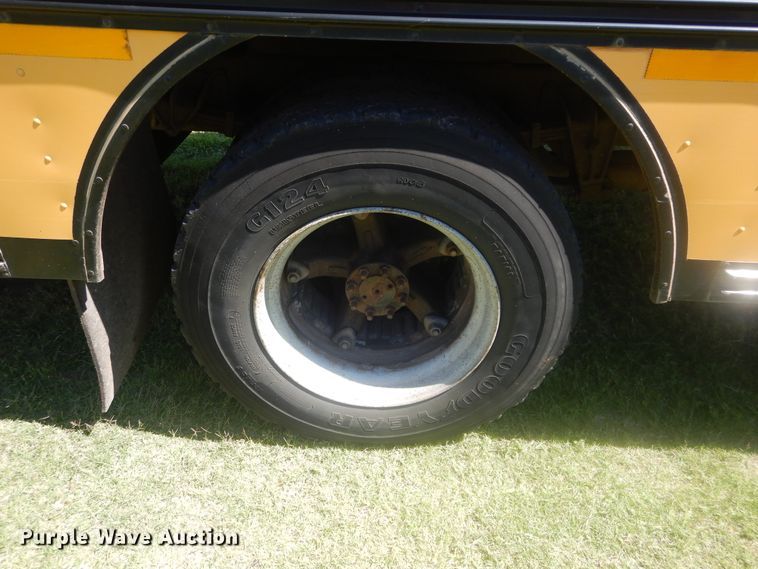 image for item HS9601 1999 Blue Bird TC2000  school bus