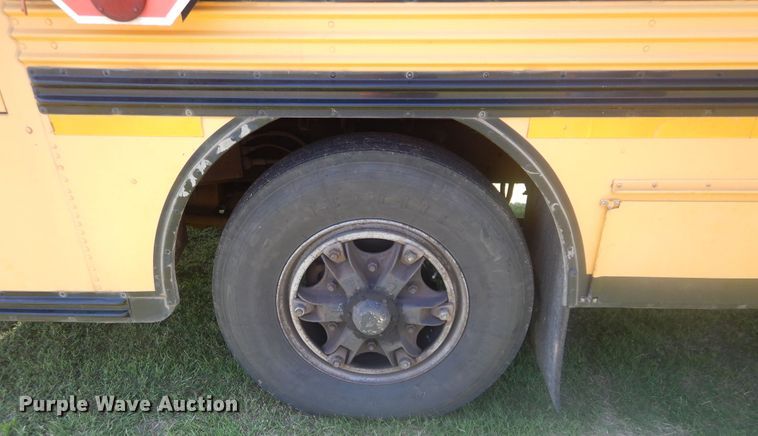 image for item HS9601 1999 Blue Bird TC2000  school bus