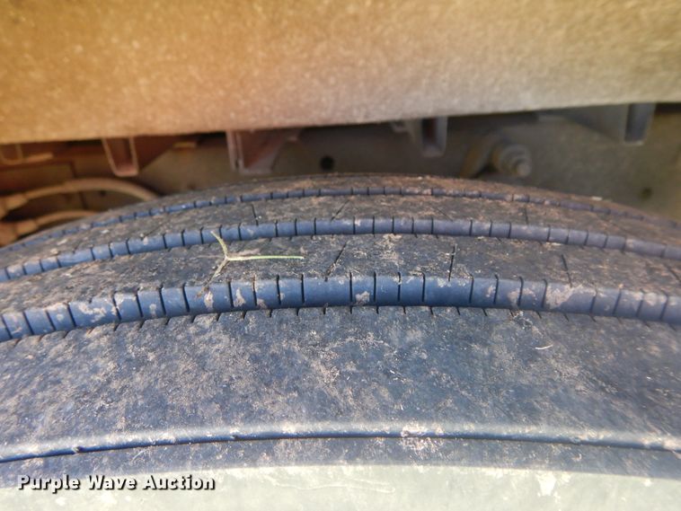 image for item HS9601 1999 Blue Bird TC2000  school bus