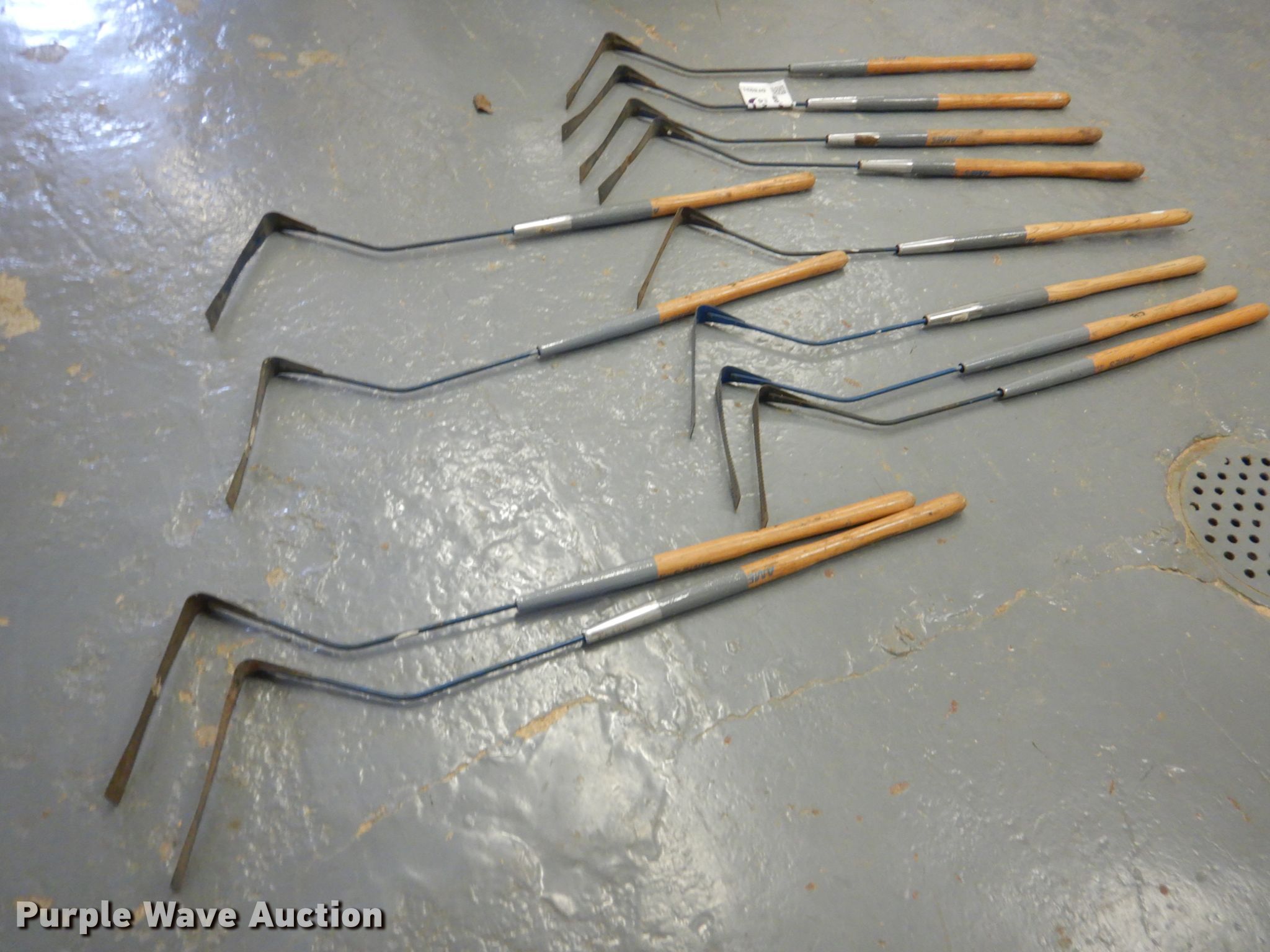 (12) AMES grass whips in Norton, KS Item DF8931 sold Purple Wave