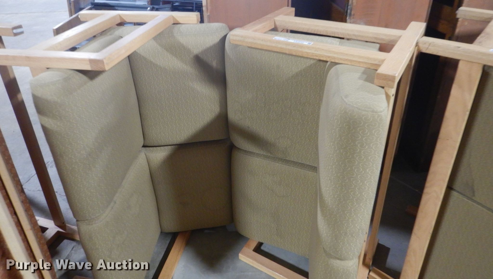 (3) couches in Des Moines, IA Item FX9232 sold Purple Wave