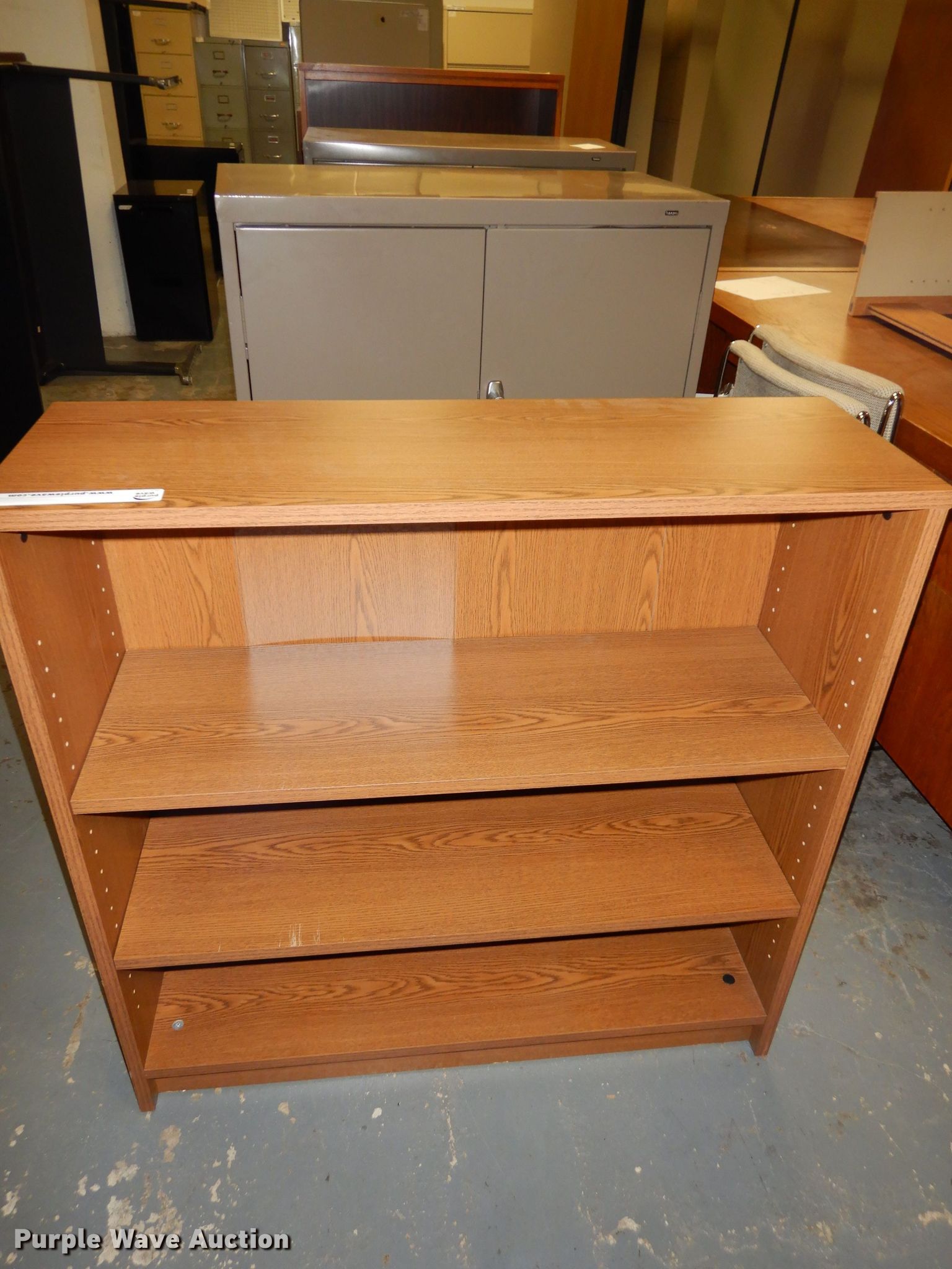 Furniture in Topeka, KS Item GH9905 sold Purple Wave