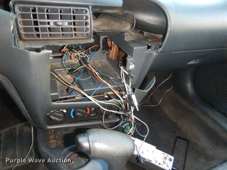 image for item DE4089 2003 Chevrolet Cavalier