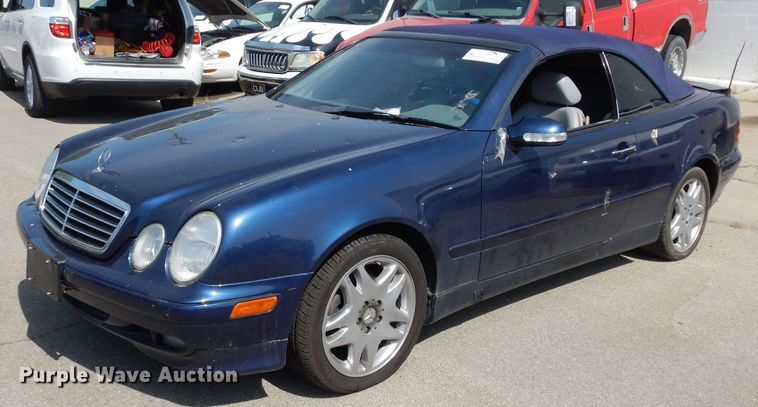 image for item DF4121 2000 Mercedes Benz CLK 320