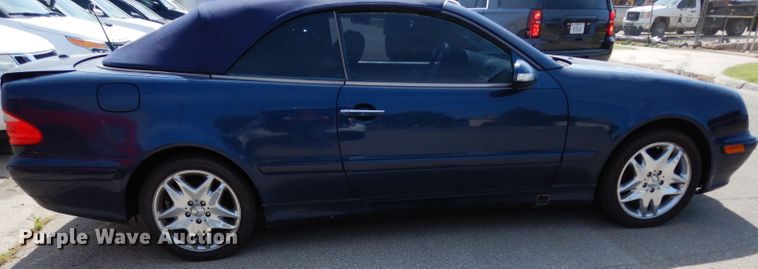 image for item DF4121 2000 Mercedes Benz CLK 320