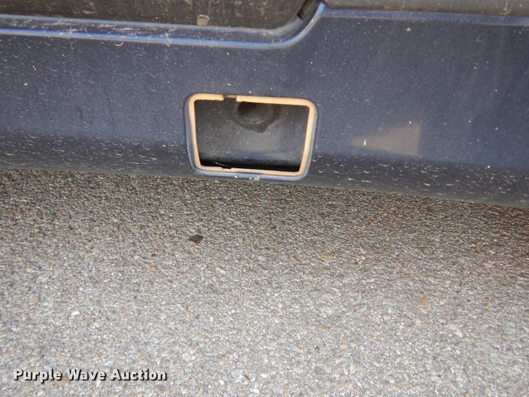 image for item DF4121 2000 Mercedes Benz CLK 320