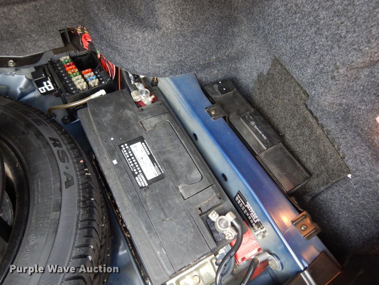 image for item DF4121 2000 Mercedes Benz CLK 320