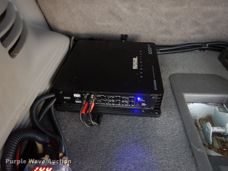 image for item DF4122 2002 Ford Expedition XLT  SUV