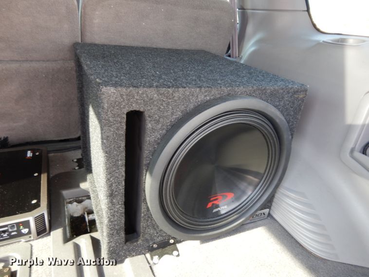 image for item DF4122 2002 Ford Expedition XLT  SUV