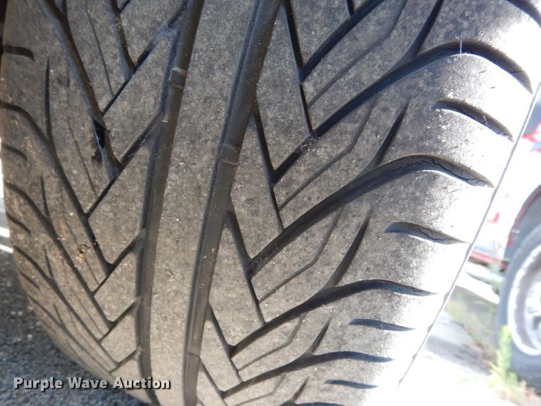 image for item DF4122 2002 Ford Expedition XLT  SUV