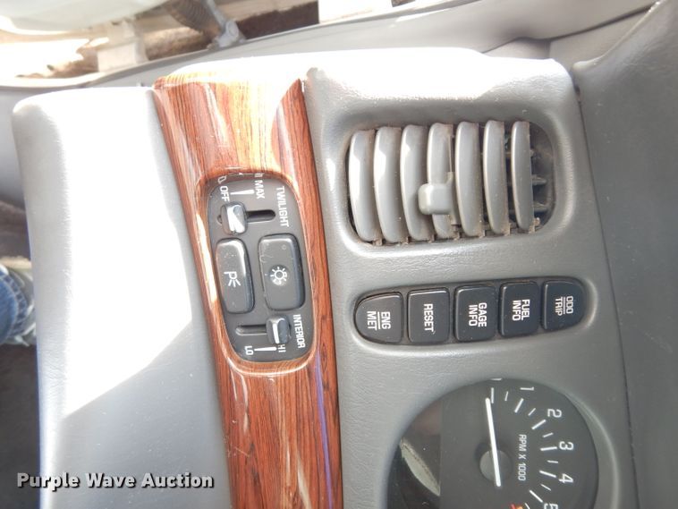 image for item DF4123 2005 Buick LeSabre Custom