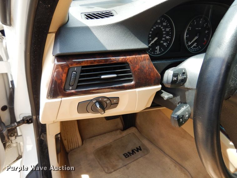 image for item DF4124 2006 BMW 325i