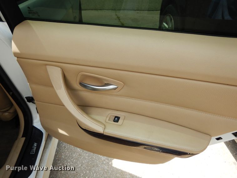 image for item DF4124 2006 BMW 325i