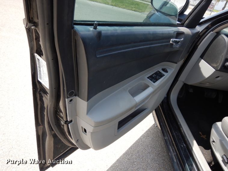 image for item DF4125 2006 Chrysler 300