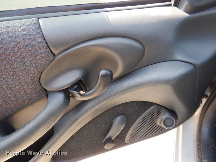 image for item DF4126 2001 Pontiac Sunfire