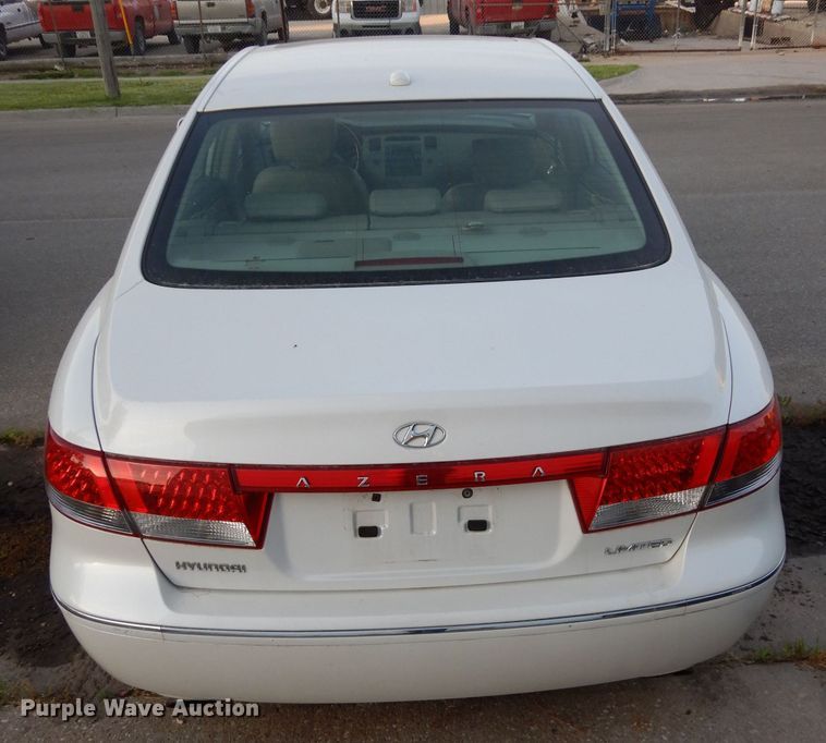 image for item DF4145 2007 Hyundai Azera Limited