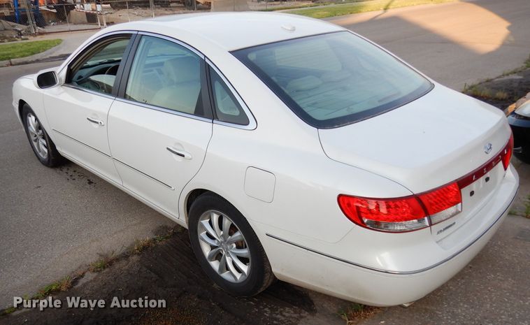 image for item DF4145 2007 Hyundai Azera Limited
