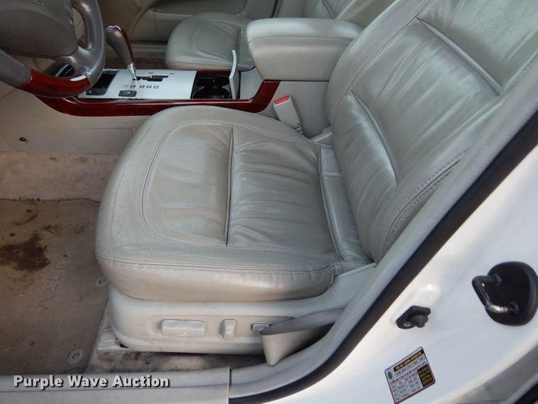 image for item DF4145 2007 Hyundai Azera Limited