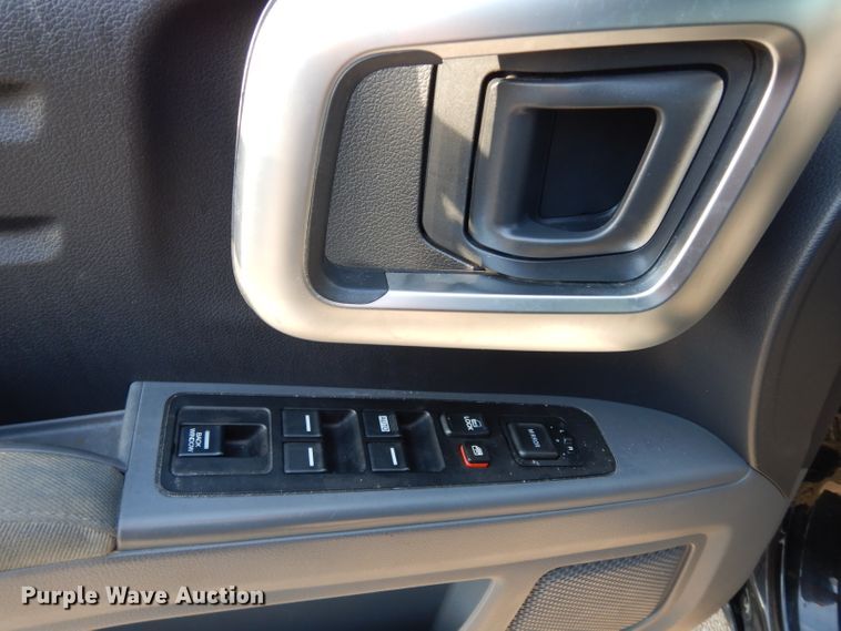 image for item DF4146 2008 Honda Ridgeline  Crew Cab pickup truck