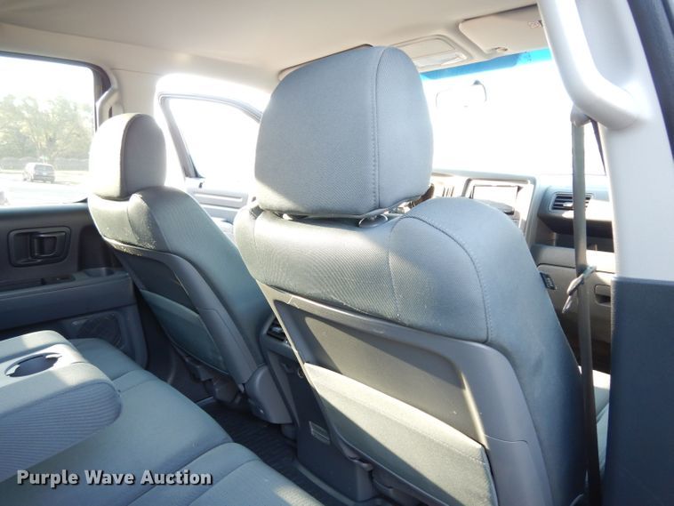 image for item DF4146 2008 Honda Ridgeline  Crew Cab pickup truck