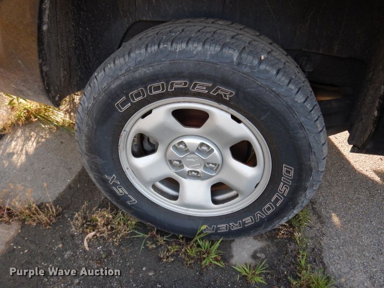 image for item DF4146 2008 Honda Ridgeline  Crew Cab pickup truck