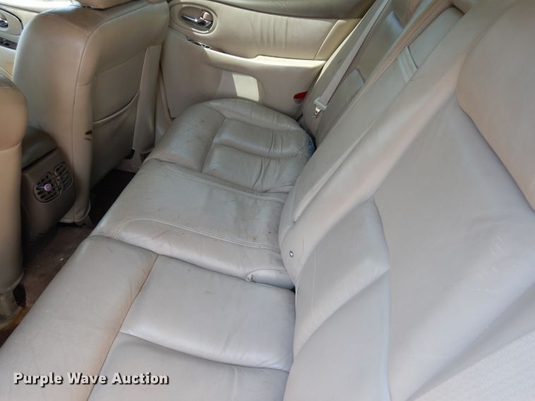 image for item DJ4249 2003 Oldsmobile Aurora