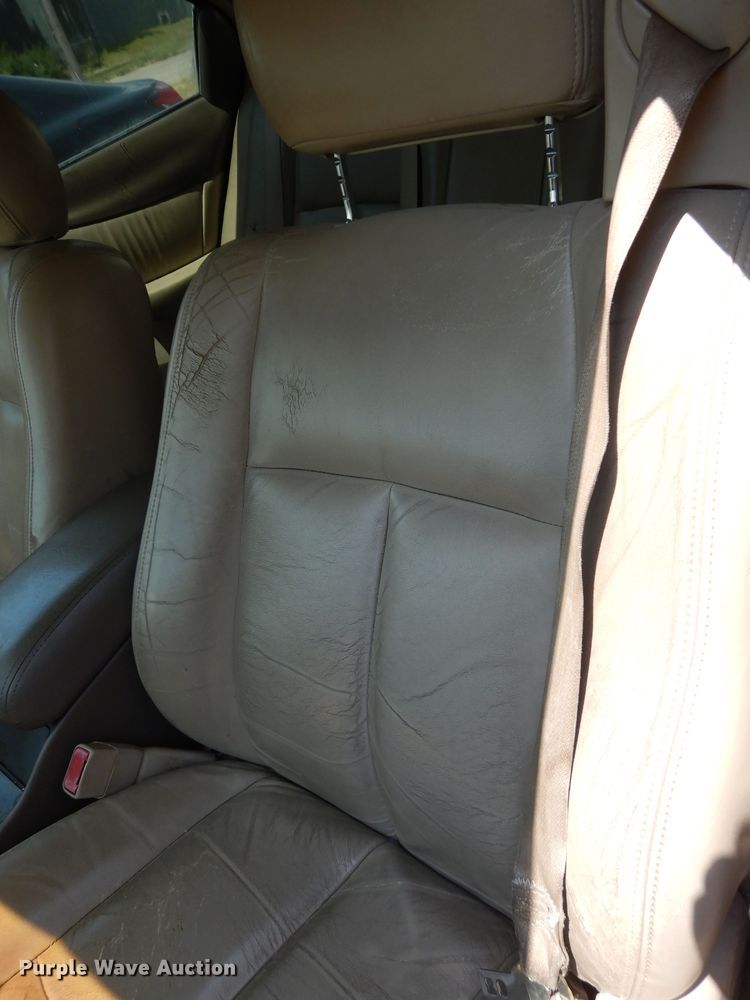 image for item DJ4249 2003 Oldsmobile Aurora