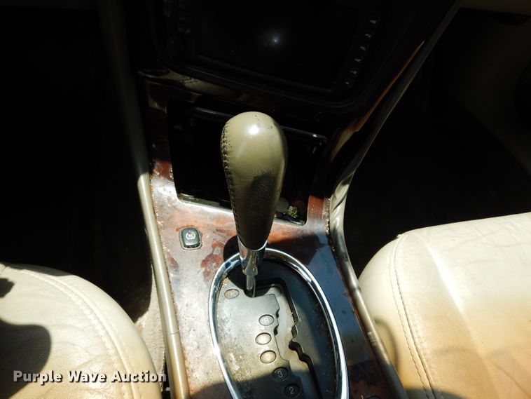 image for item DJ4249 2003 Oldsmobile Aurora