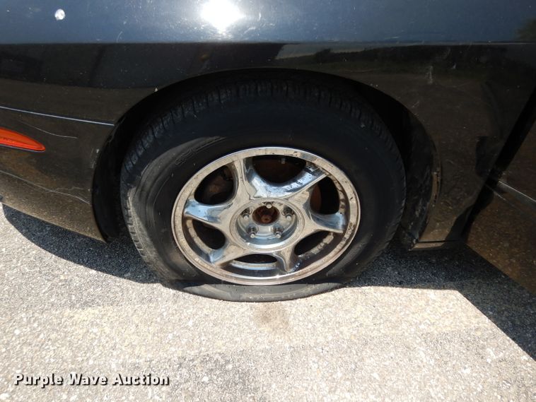 image for item DJ4249 2003 Oldsmobile Aurora