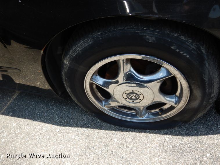 image for item DJ4249 2003 Oldsmobile Aurora