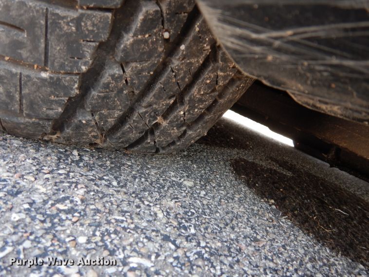 image for item DJ4249 2003 Oldsmobile Aurora