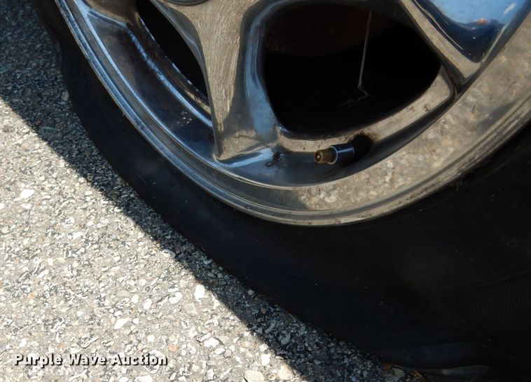 image for item DJ4249 2003 Oldsmobile Aurora