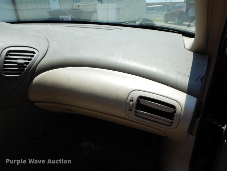 image for item DJ4249 2003 Oldsmobile Aurora