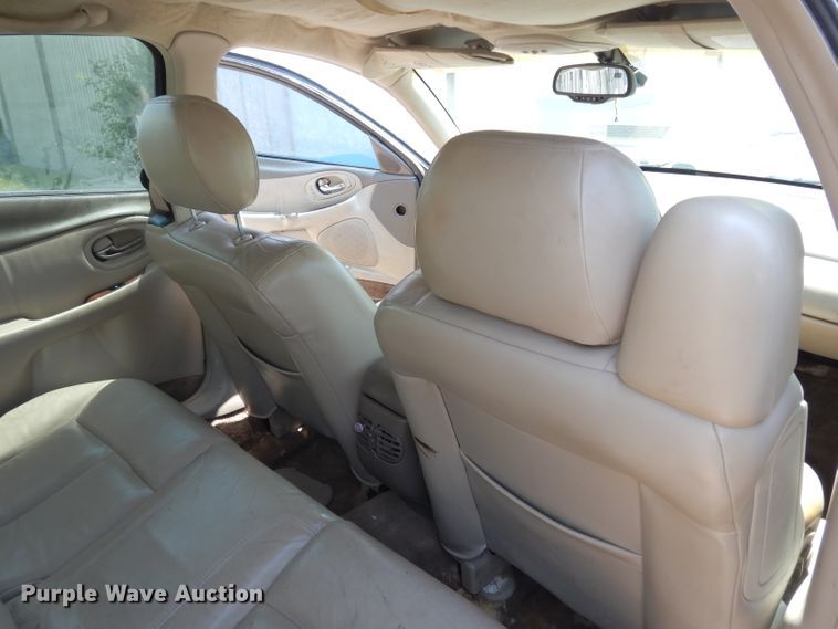 image for item DJ4249 2003 Oldsmobile Aurora