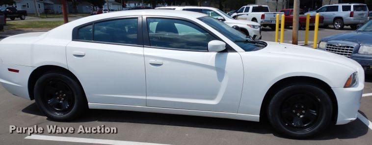image for item DJ4253 2014 Dodge Charger Police
