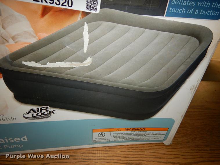 image for item EK9320 Intex Queen Deluxe pillow rest raised air mattress