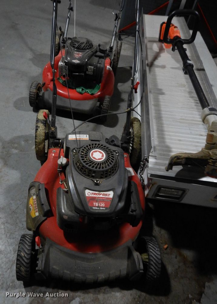 image for item HV9289 Lawn equipment