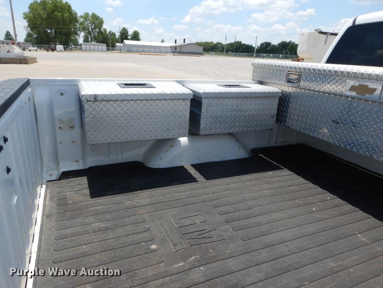 image for item DD2538 2012 Chevrolet Silverado 1500 LT  Ext. Cab pickup truck