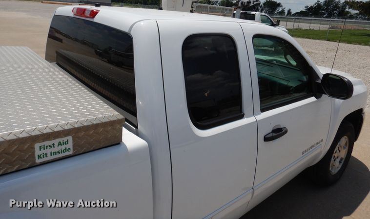 image for item DD2538 2012 Chevrolet Silverado 1500 LT  Ext. Cab pickup truck