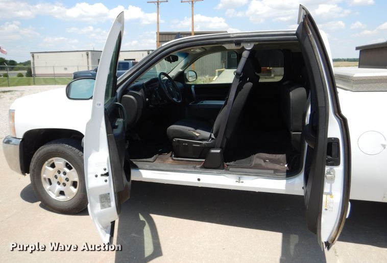 image for item DD2538 2012 Chevrolet Silverado 1500 LT  Ext. Cab pickup truck