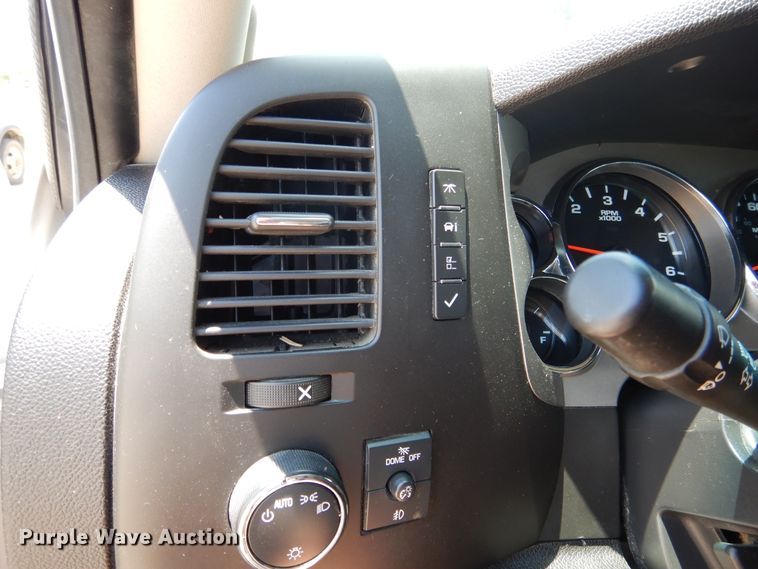 image for item DD2538 2012 Chevrolet Silverado 1500 LT  Ext. Cab pickup truck