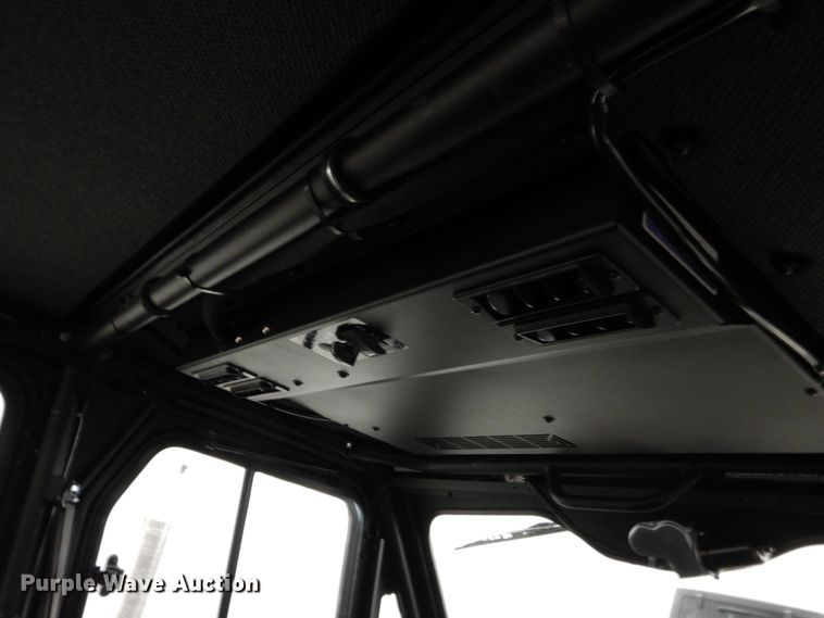 image for item DD2541 2019 Kawasaki Mule Pro FXT  utility vehicle