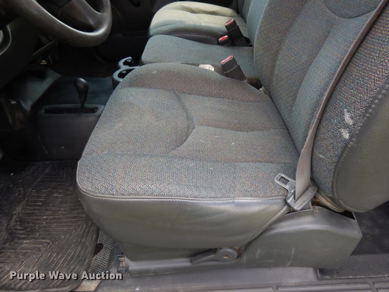 image for item DE5803 2005 Chevrolet Silverado 1500  Ext. Cab pickup truck