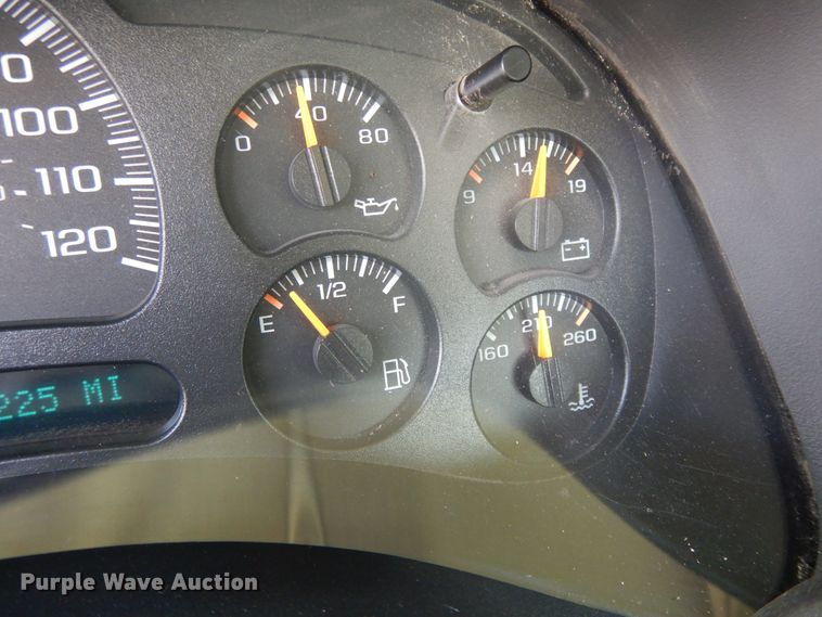 image for item DE5803 2005 Chevrolet Silverado 1500  Ext. Cab pickup truck